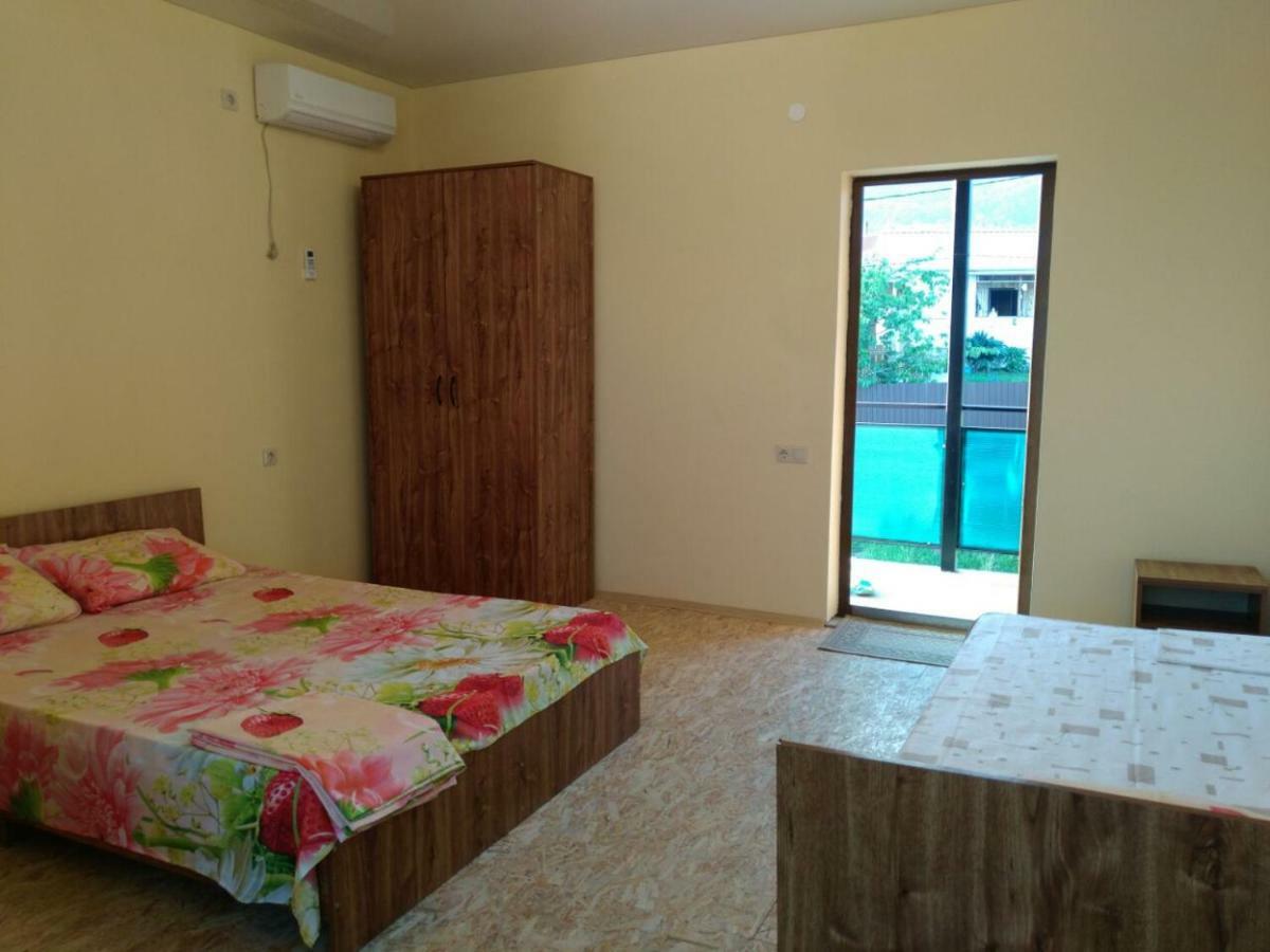 Guest House Nika New Athos Exterior photo